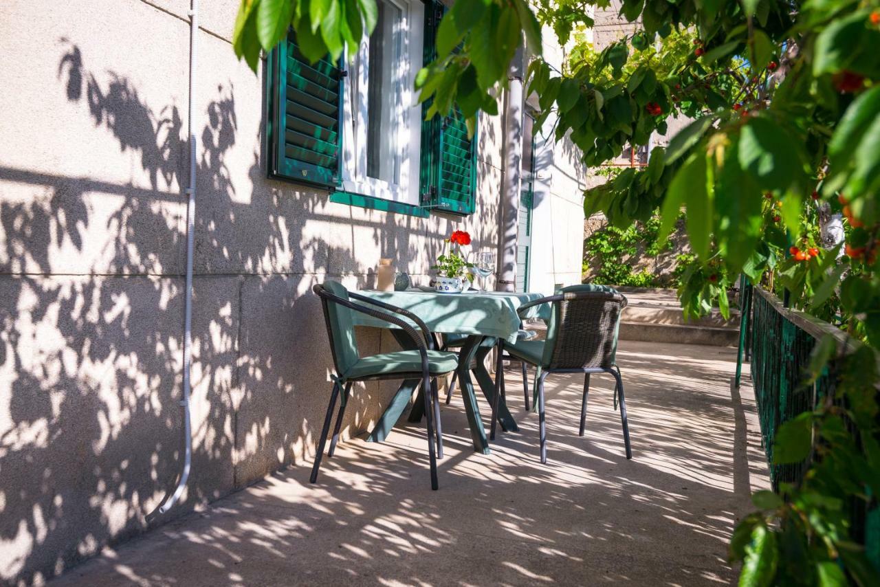 Korallion Apartment Sibenik Bagian luar foto